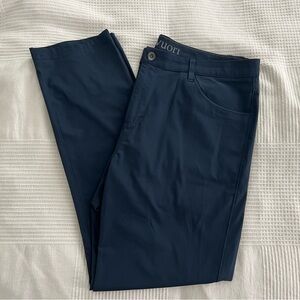 Men’s Vuori Meta pants. Navy blue. EUC. Extremely comfortable